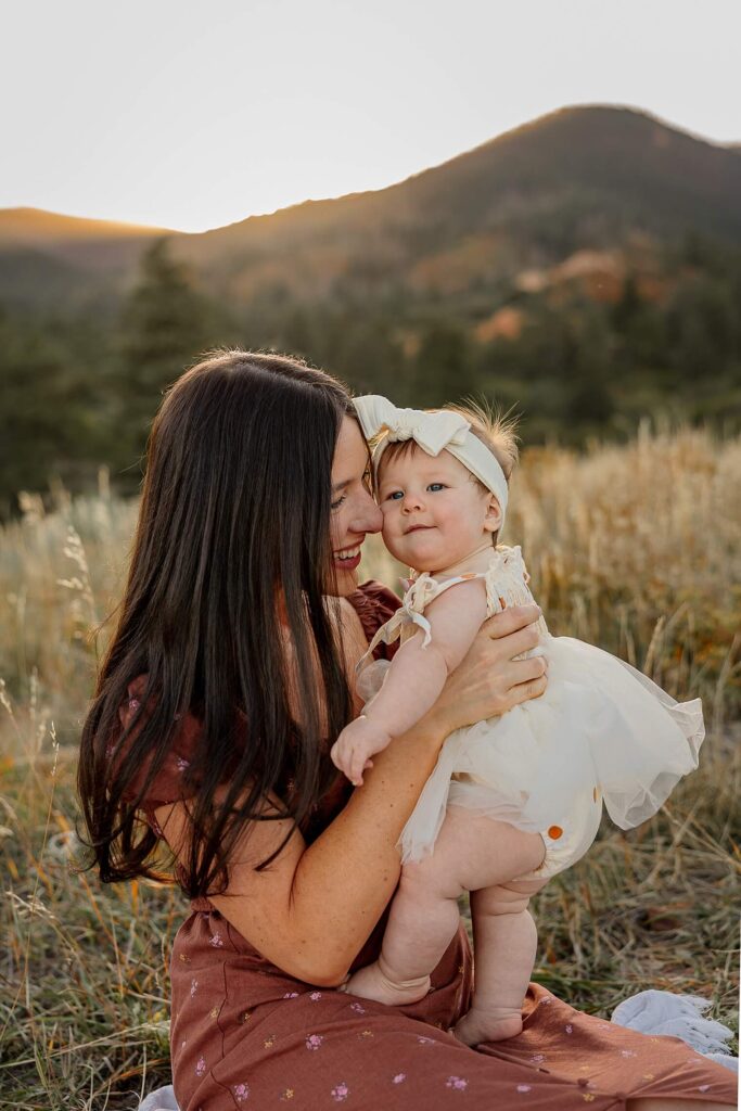 mom and baby daughter family photo